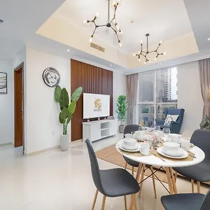 Luxe Near Mall Burj Khalifa Pool Gym Parking Apartment
