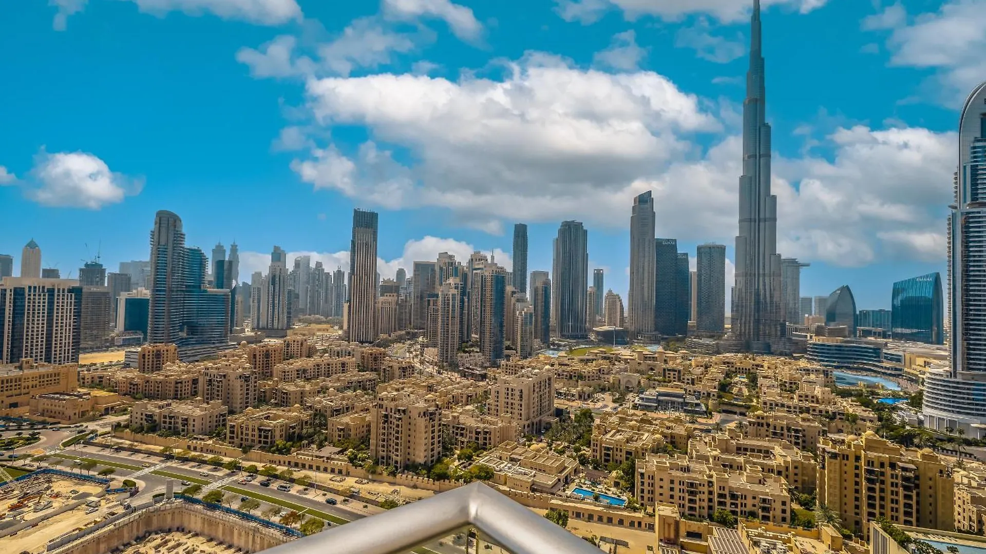 Upgraded Apartment With Stunning Burj Khalifa View Dubai United Arab Emirates